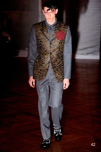 Look 42